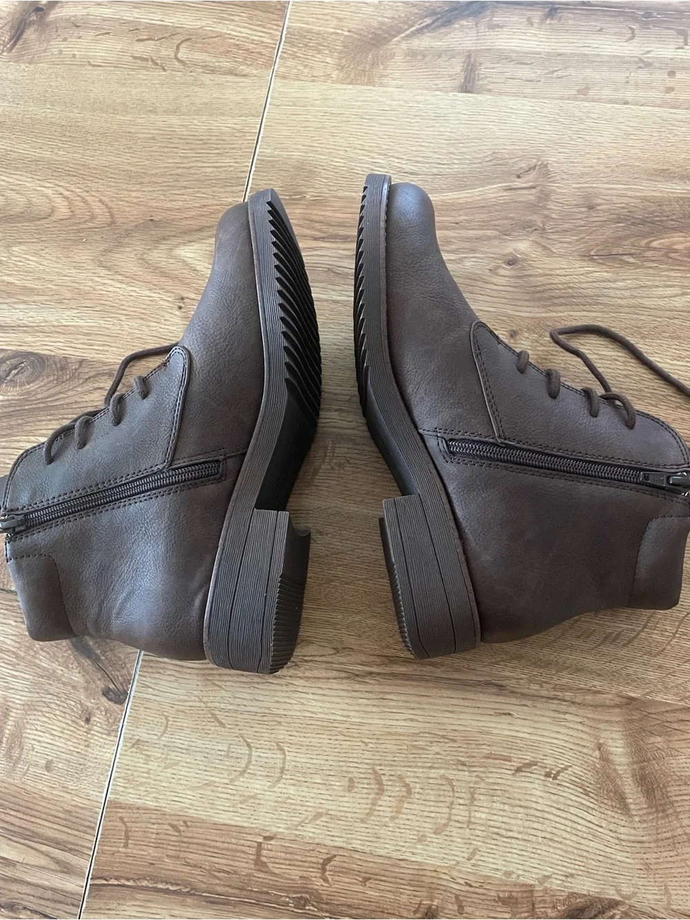 Eurosoft boots everyday lacing